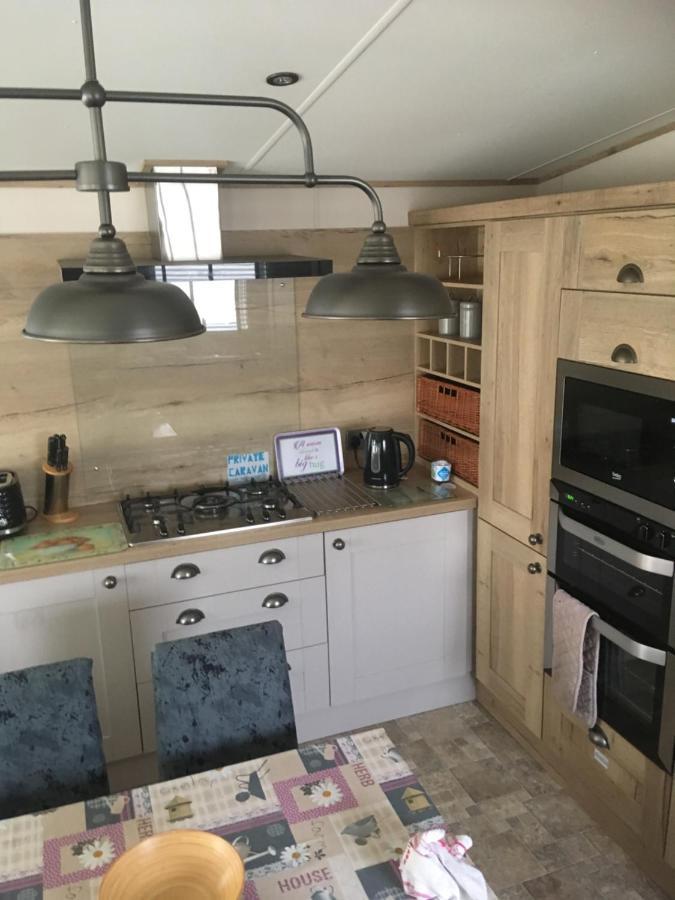 Tattershall Lakes Retreat 3 Bedroom Mini Lodge Waddington  エクステリア 写真